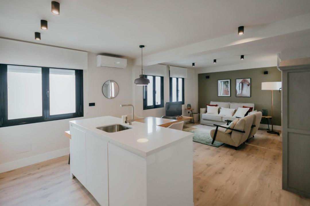 Elegant And Luxury 2Bd 2Bth- Alfalfa Sevilla Exteriör bild