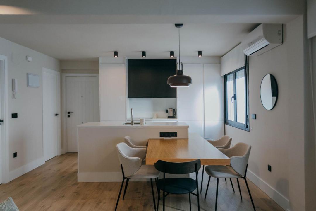 Elegant And Luxury 2Bd 2Bth- Alfalfa Sevilla Exteriör bild